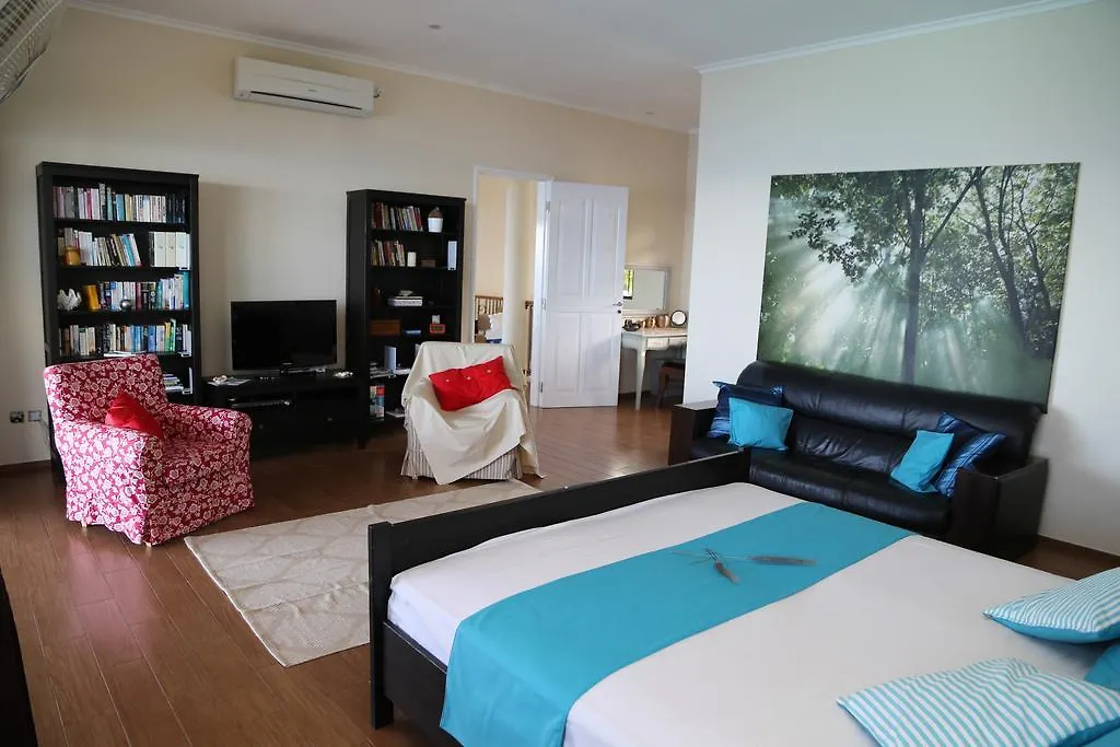 La Vue Villa Beau Vallon