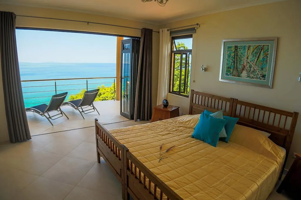 La Vue Villa Beau Vallon